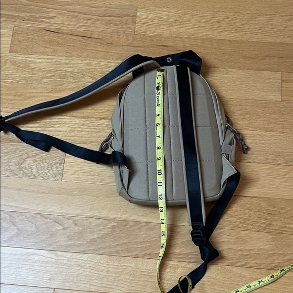 The North Face Beige and Black Backpack - Picture 5 of 5